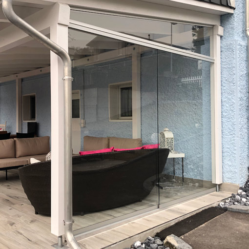 seitliche Terrassenschiebeverglasung