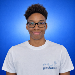 Yanfel De Leon glasMax Schaffhausen